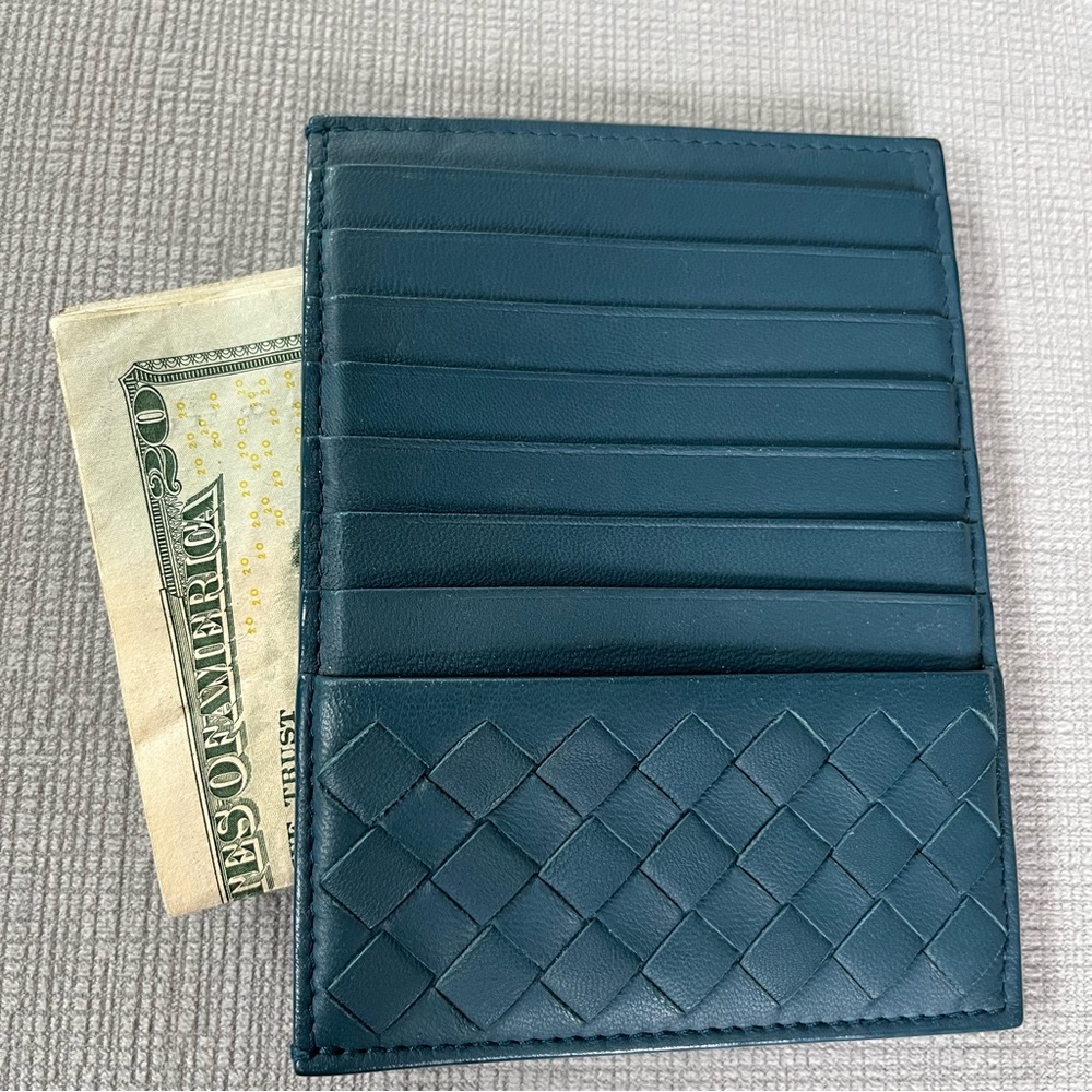 Bottega Veneta cerulean blue small woven leather wallet - great condition